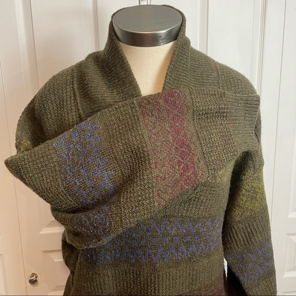 Shawl Collared Wool Sweater - Picture 5 of 6